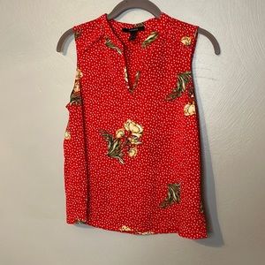 C81 Floral lightweight Shell top